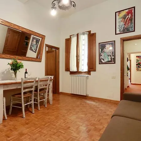 Keys Of Italy - Faenza 5 - 3 Bedrooms In Florence's Center 아파트