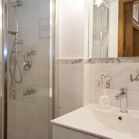 Keys Of Italy - Faenza 5 - 3 Bedrooms In Florence's Center Lejlighed *
